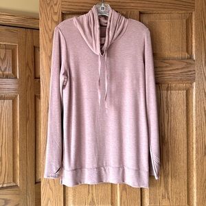 Ladie’s Cuddl Duds Ultracozy cowl neck tunic. Size S